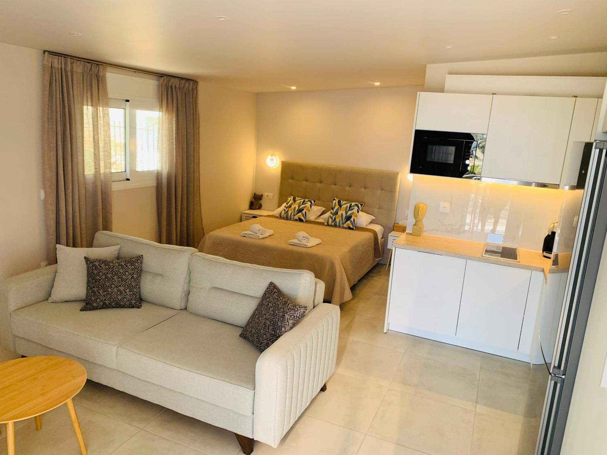 Thelfi Luxury Studio In Attica - Close To Varkiza Beach - Sea View Vari  Exterior photo